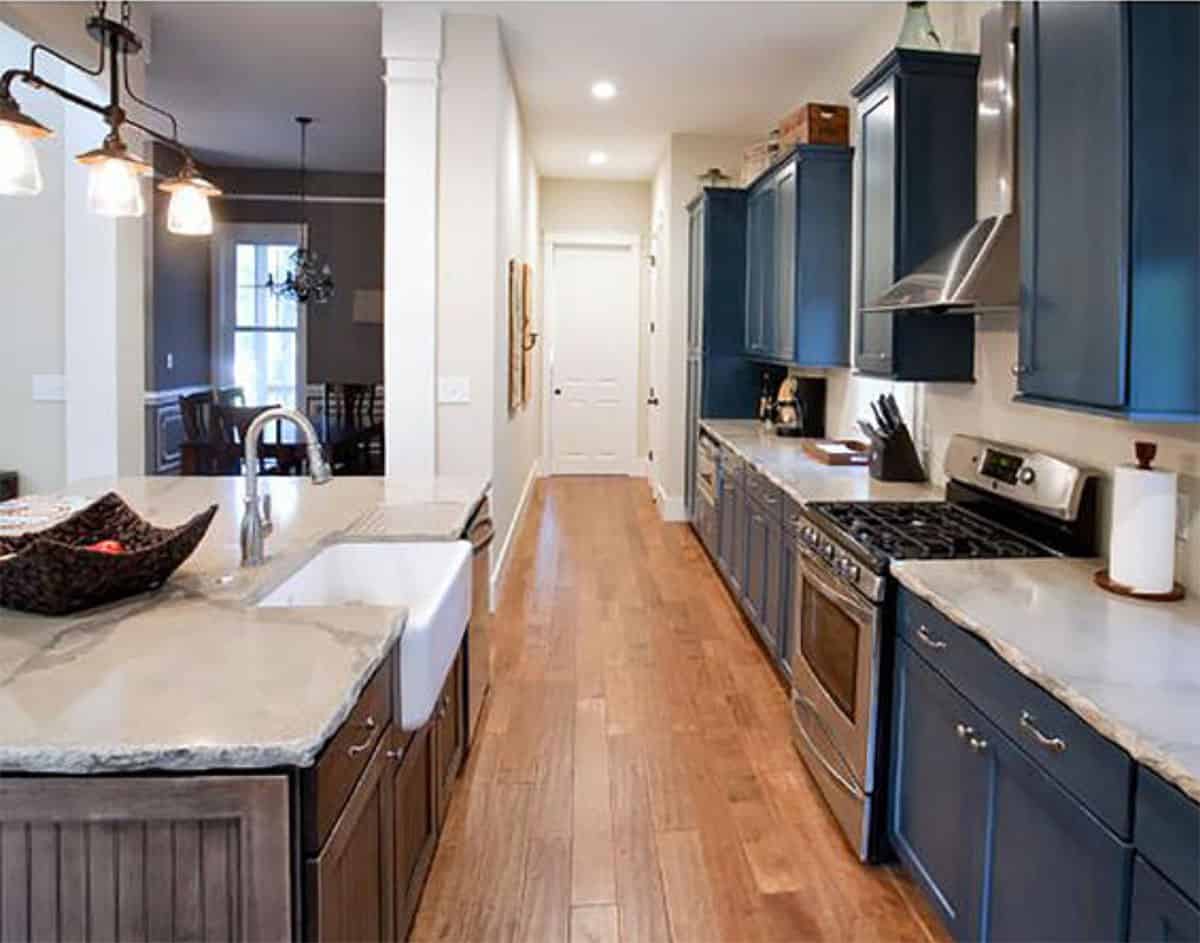 stone backsplash