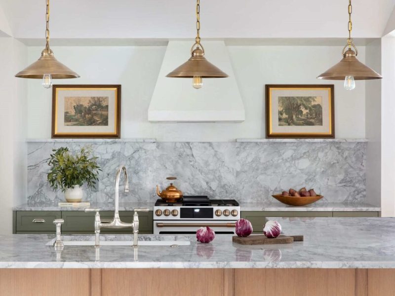 kitchen backsplash match countertops