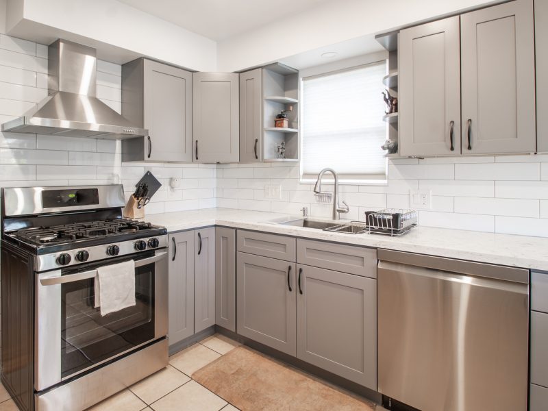 Space-Enhancing Techniques for Small Kitchen and Bathroom Countertops