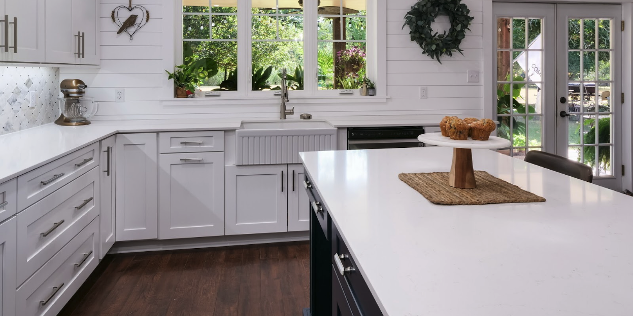 perfect countertop and backsplash combo