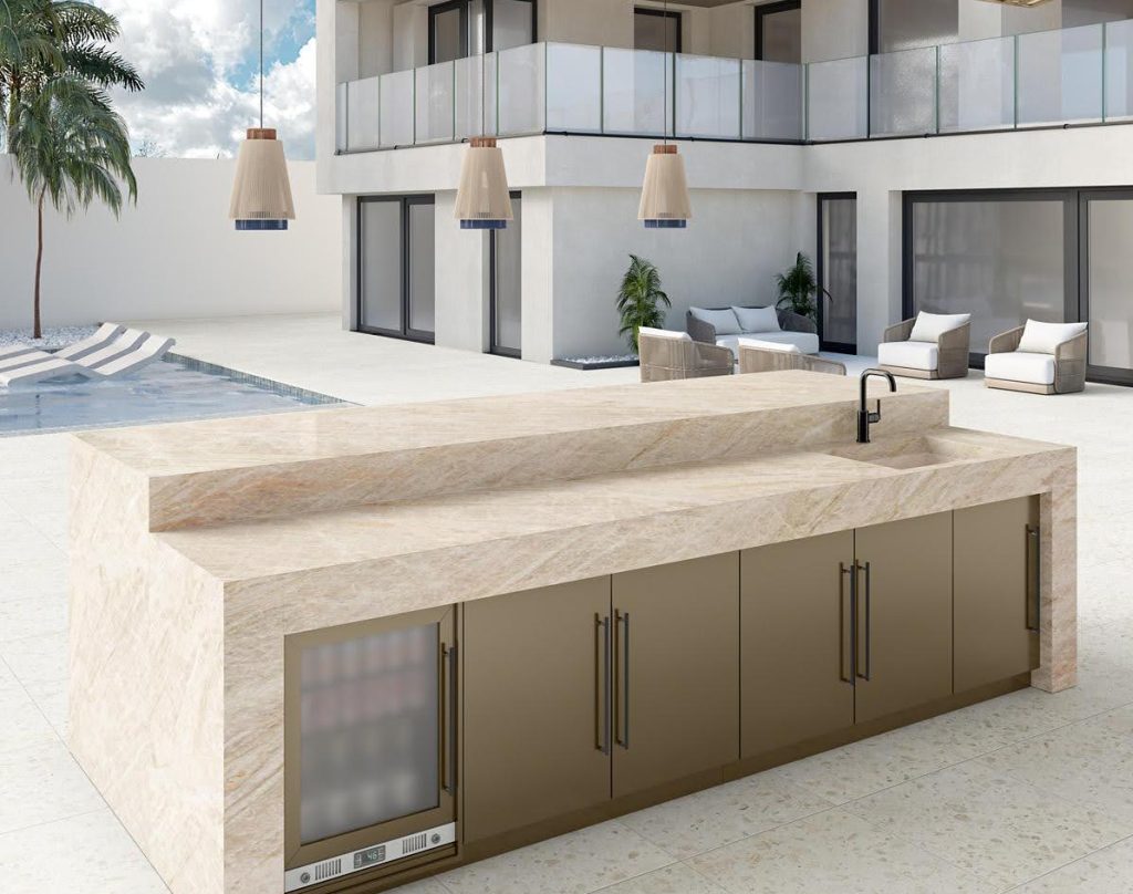 Designing With Quartzite for Seamless Indoor-Outdoor Living Spaces